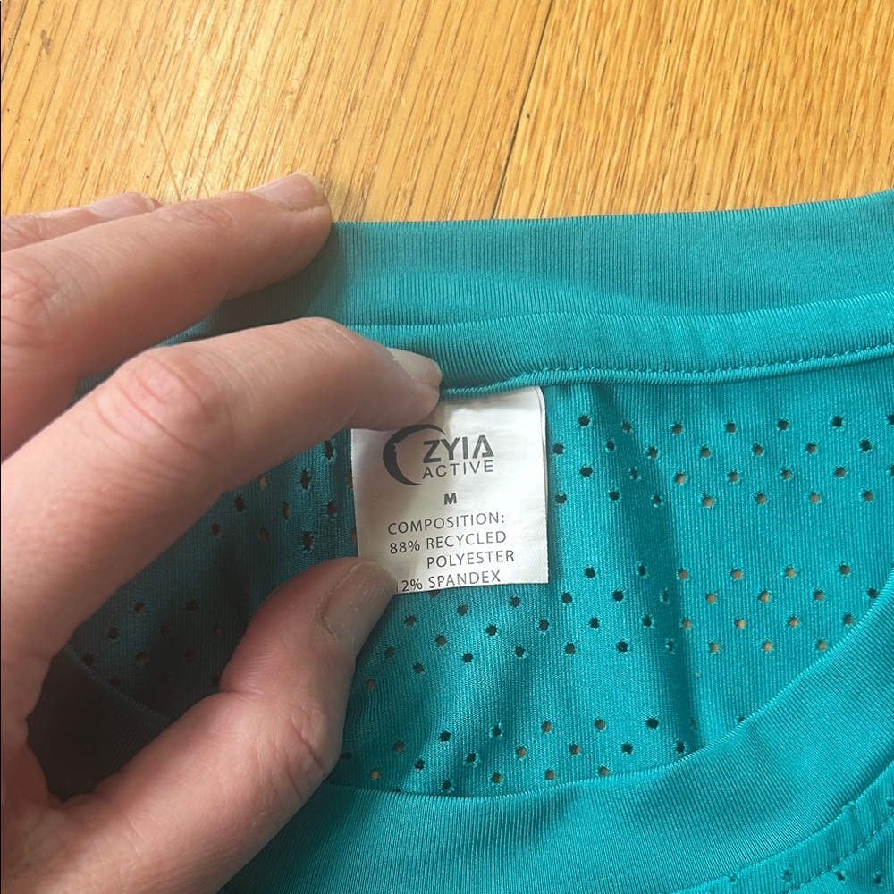 ZYIA Active Turquoise Perforated Top - Picture 2 of 4